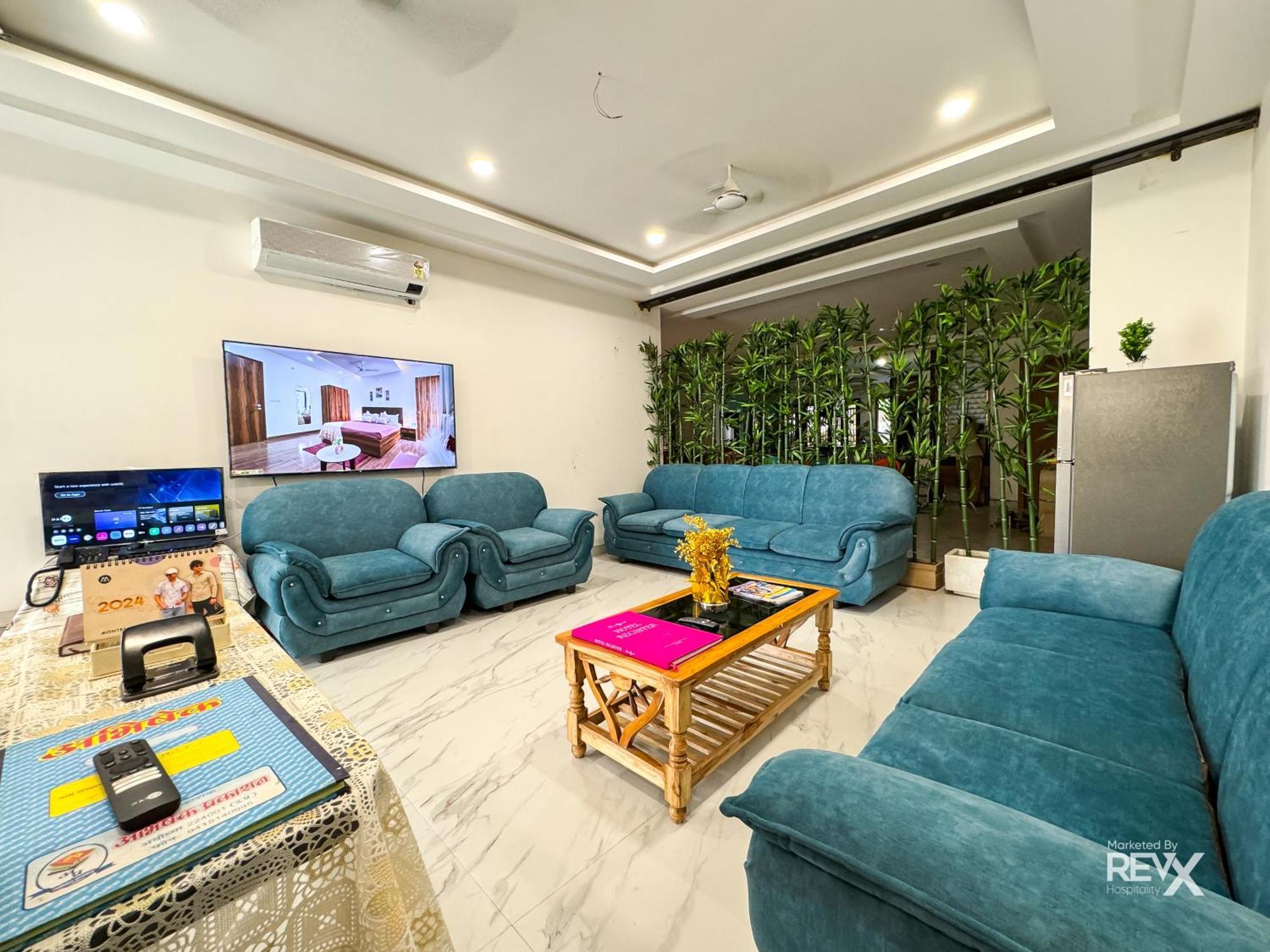 Guru Sadan A Luxe Stay Ayodhya Exterior photo
