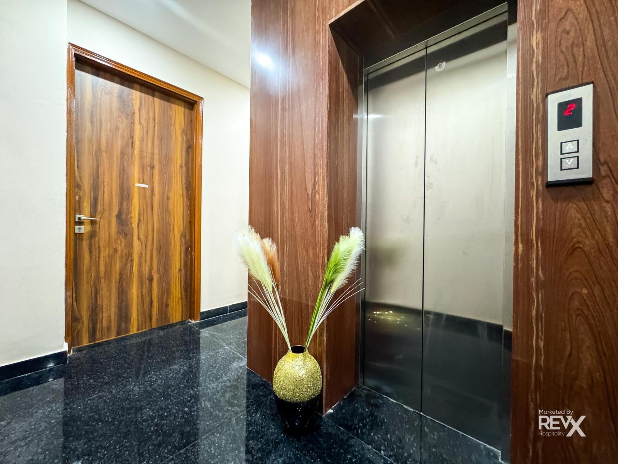 Guru Sadan A Luxe Stay Ayodhya Exterior photo
