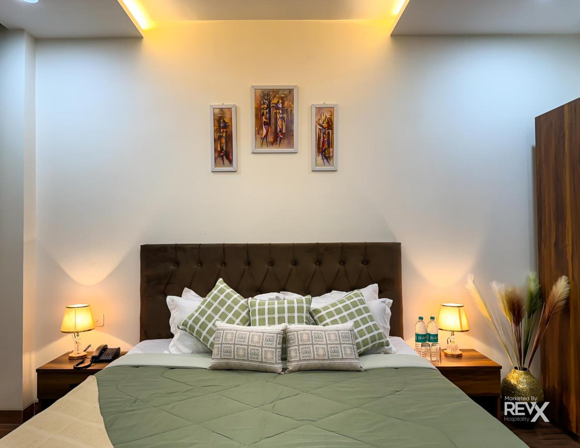 Guru Sadan A Luxe Stay Ayodhya Exterior photo