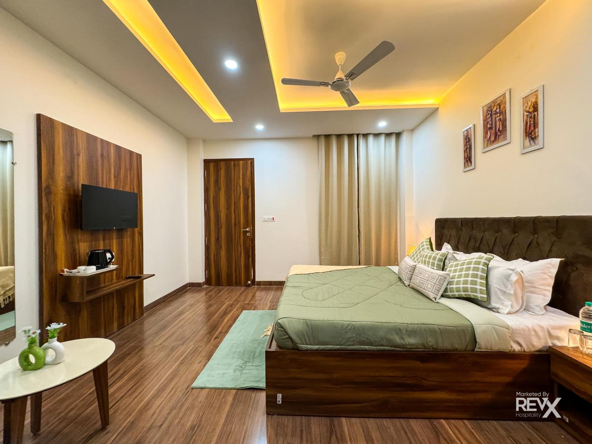 Guru Sadan A Luxe Stay Ayodhya Exterior photo
